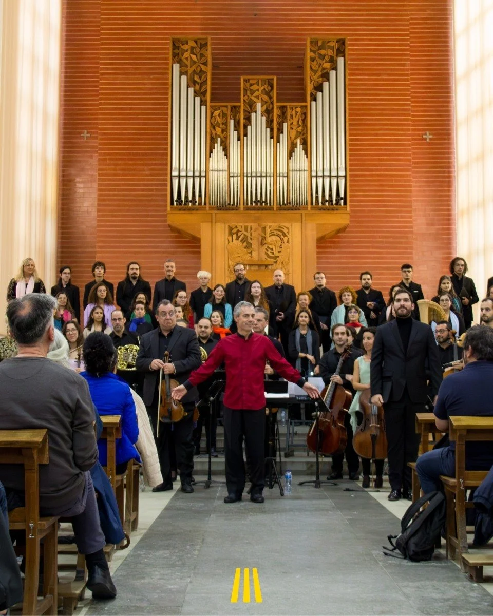 Recordamos o quinto concerto do 5&ordm; M&uacute;sica no Termo.
Com os talentos de Patrycja Gabrel e Andr&eacute; Baleiro, o Coro Ricercare e a Orquestra Melleo Harmonia, sob a dire&ccedil;&atilde;o do maestro Joaquim Ribeiro, na Igreja do Col&eacut